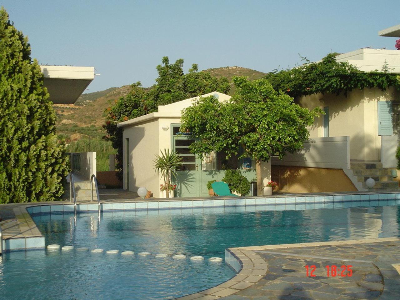 Cormoranos Apartments Eco Green Kissamos Exterior photo