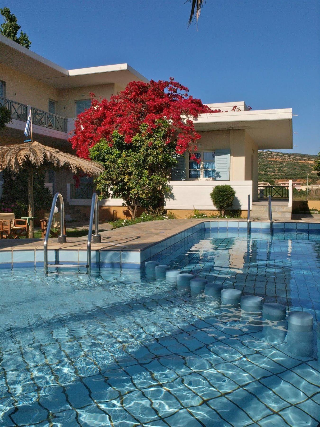 Cormoranos Apartments Eco Green Kissamos Exterior photo